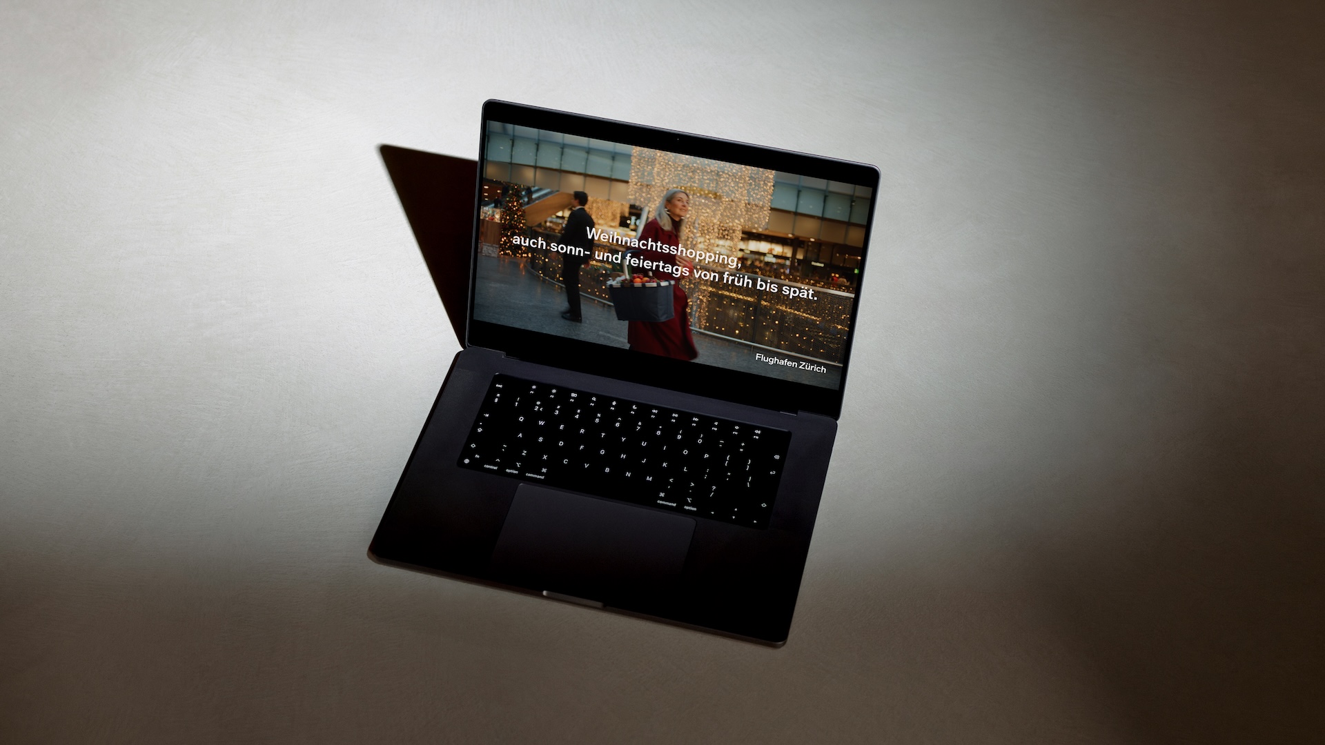 Macbook_Mockup_2